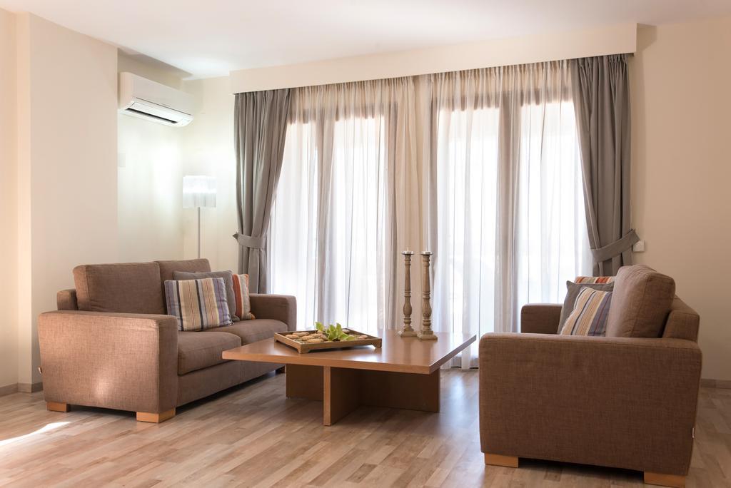 Leste Luxury Homes Plaka  Exterior photo