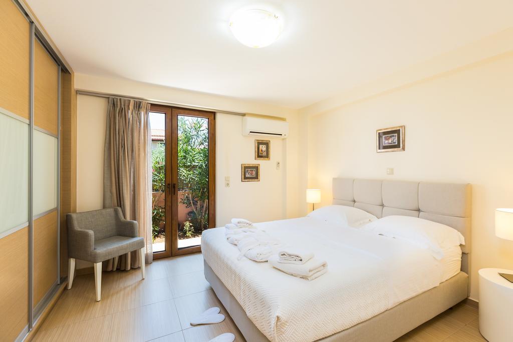 Leste Luxury Homes Plaka  Exterior photo