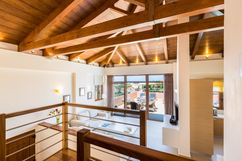 Leste Luxury Homes Plaka  Exterior photo