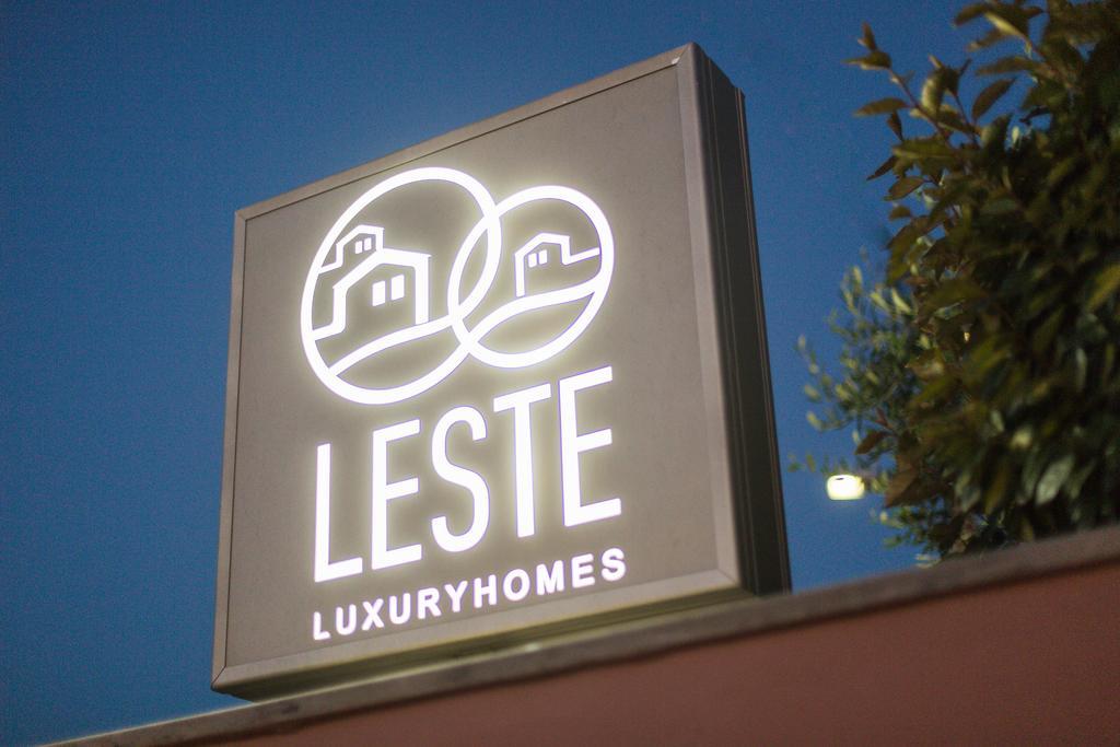 Leste Luxury Homes Plaka  Exterior photo